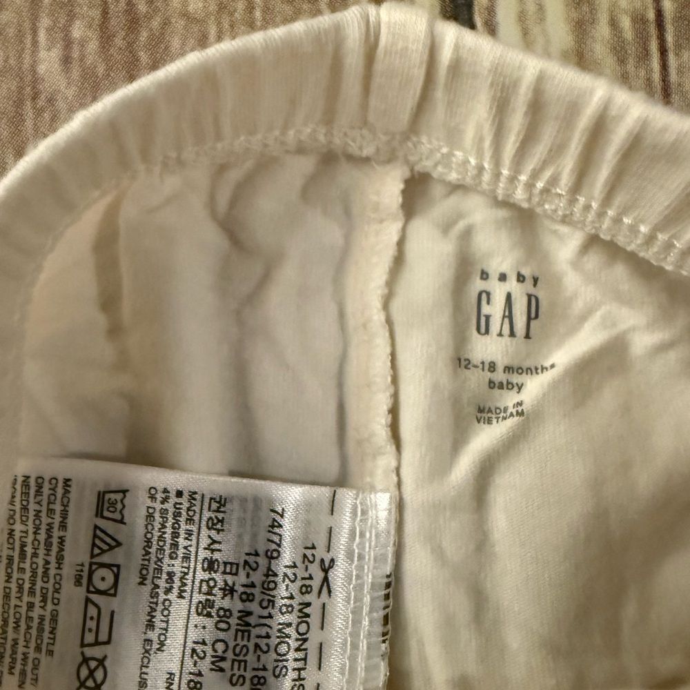 Kids Cream Leggings - Picture 3 of 3